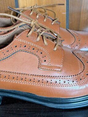 Deer Stags Boys Size 4 M Oxford Dress Shoes Ace Wing Tip Luggage Brown - EUC